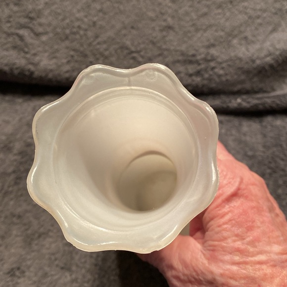 Vintage Hand Painted Christmas Vase - Picture 6 of 8